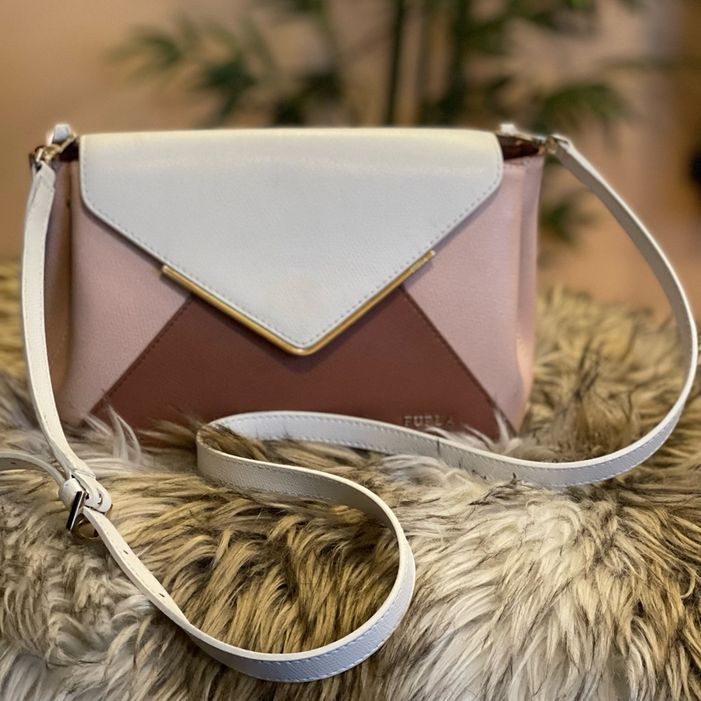FURLA Kelis 2way Messenger Bag